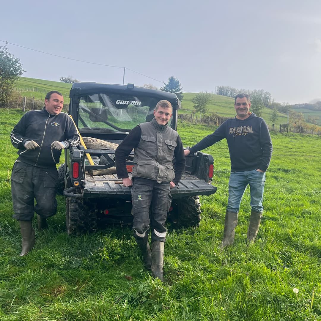 Alexandre et Simon, 2 agriculteurs bien dans leurs bottes !